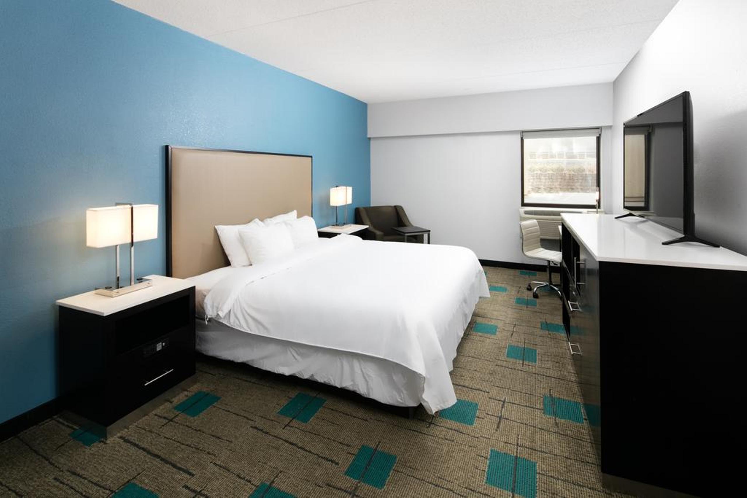 Hawthorn Extended By Wyndham Hotel Chambersburg